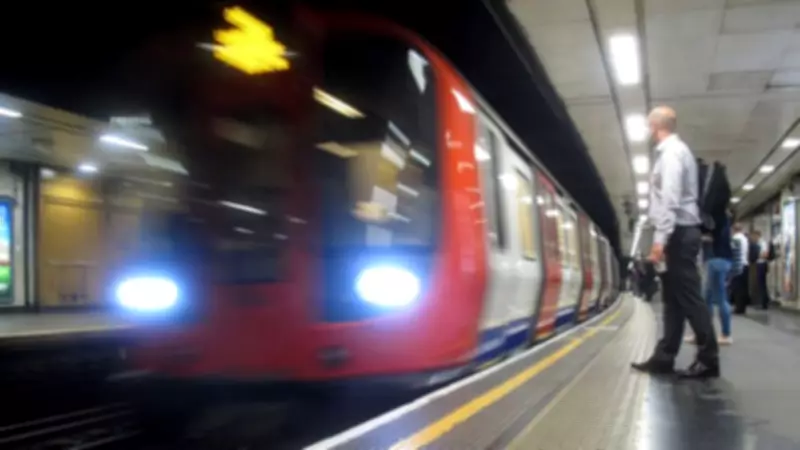 London Underground Text Scam Gang Laundered £600K via Gift Cards, Court Hears