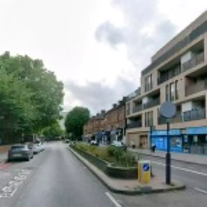 Major Fire Engulfs Battersea Park Road Flats, 60 Firefighters Respond