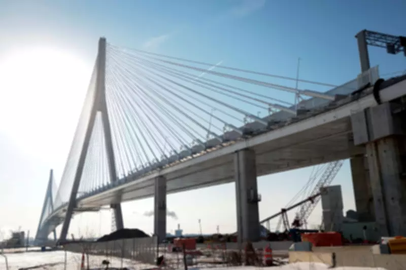 Mark Carney Counters Trump's Bridge Threat, Highlights Canada-US Cooperation