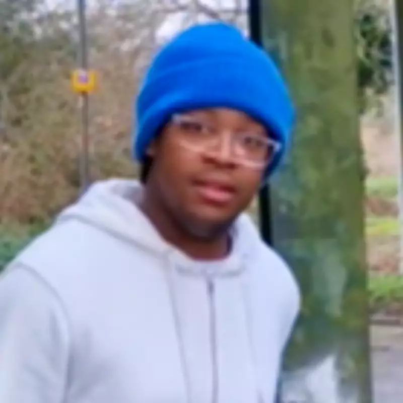 Met Officer Threatens to Quit as Paedophile Walks Free After School Assault