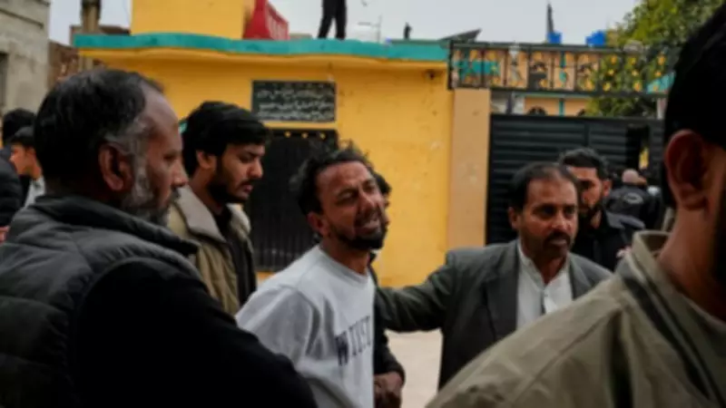 Pakistan Mosque Bombing Kills 31, Injures 169 in Islamabad