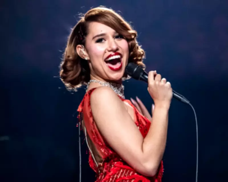 Raye's Dazzling Manchester Show: From Vegas Glamour to Euro-Dance Euphoria