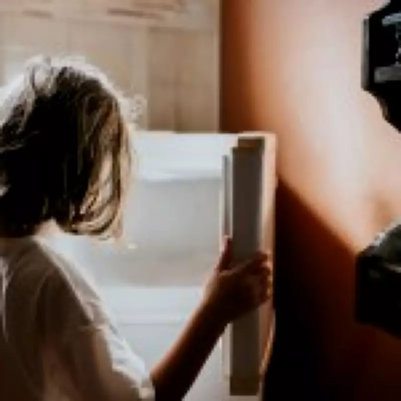 Readers Overwhelmingly Oppose Two-Child Benefit Cap in MetroTalk Debate