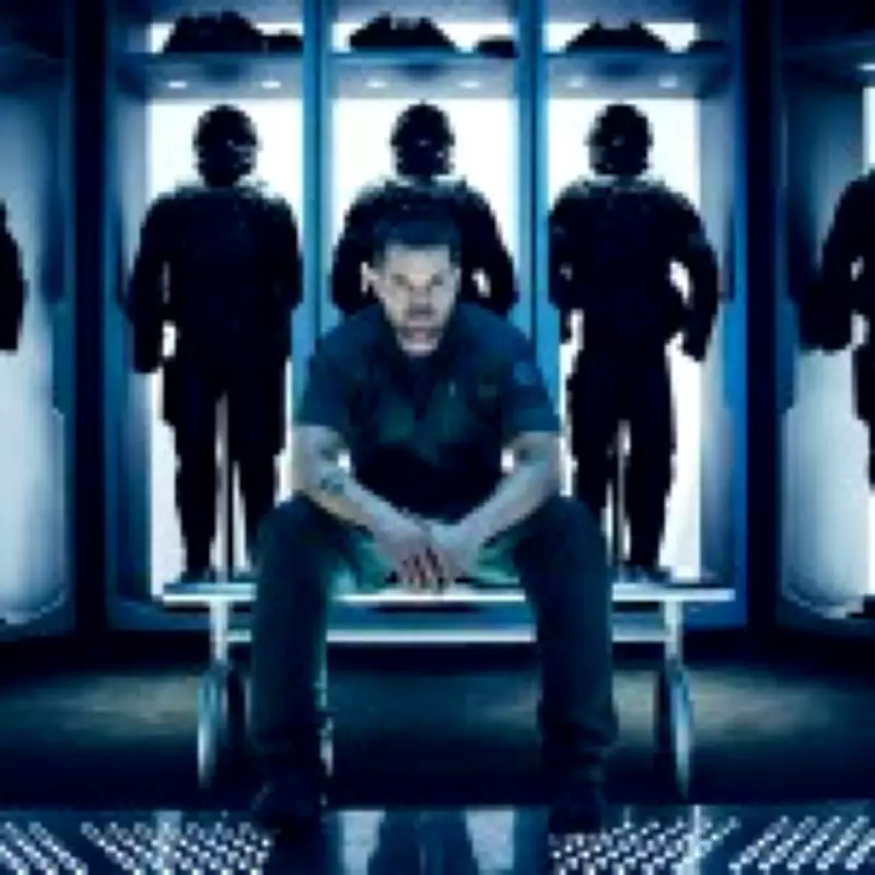 Seven Sci-Fi Series That Are Perfect From Start to Finish, According to Fans