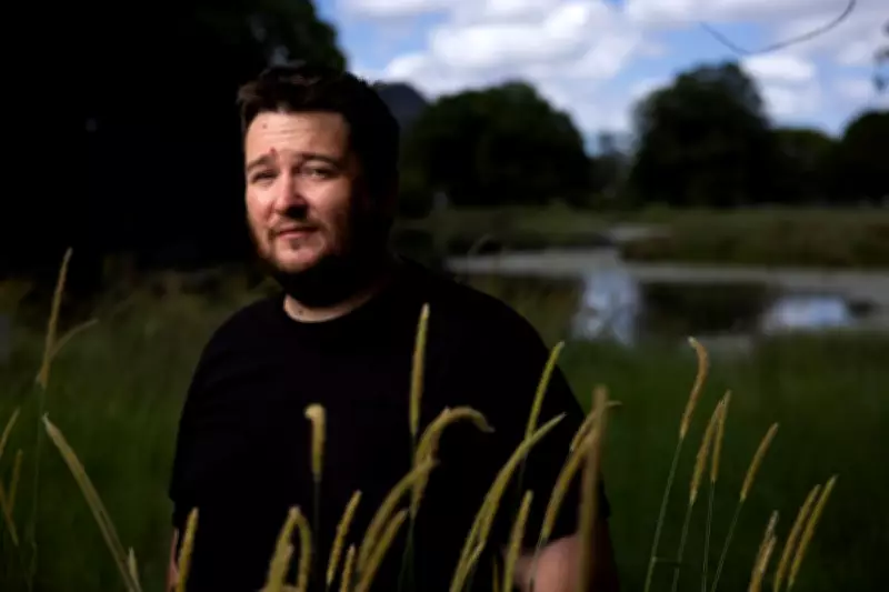 Son's Trauma: Forced to Remove Tubes from Father's Body After Bali Hospital Death