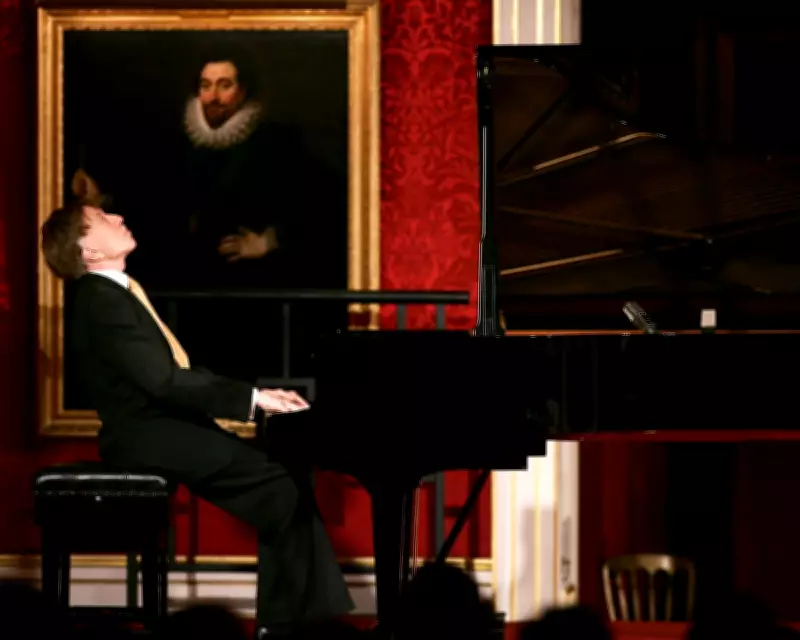 Tamas Vasary, Renowned Hungarian Pianist and Conductor, Dies at 91