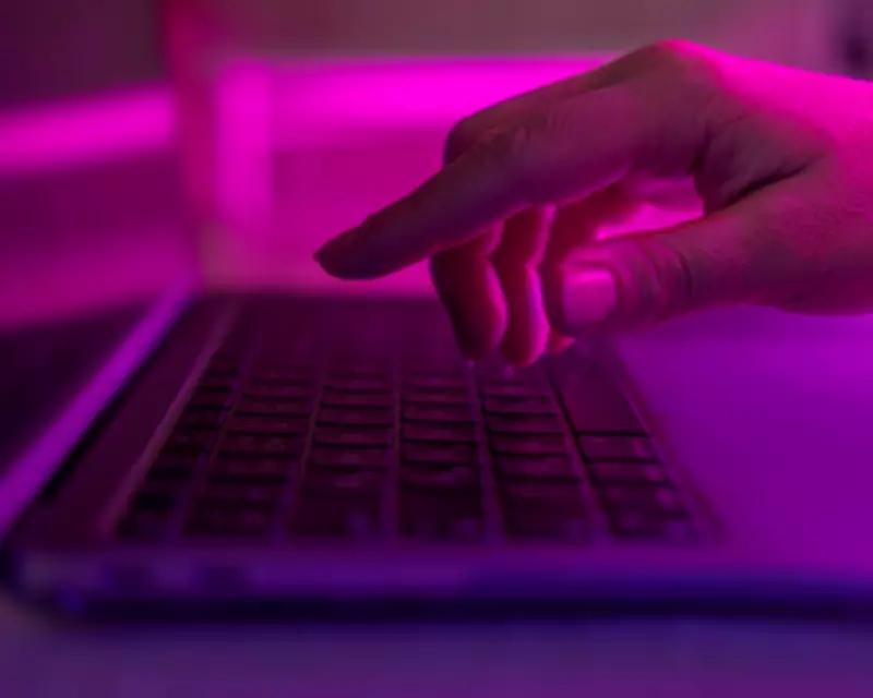 UK Anti-Slavery Watchdog Urges Overhaul of Adult Services Websites