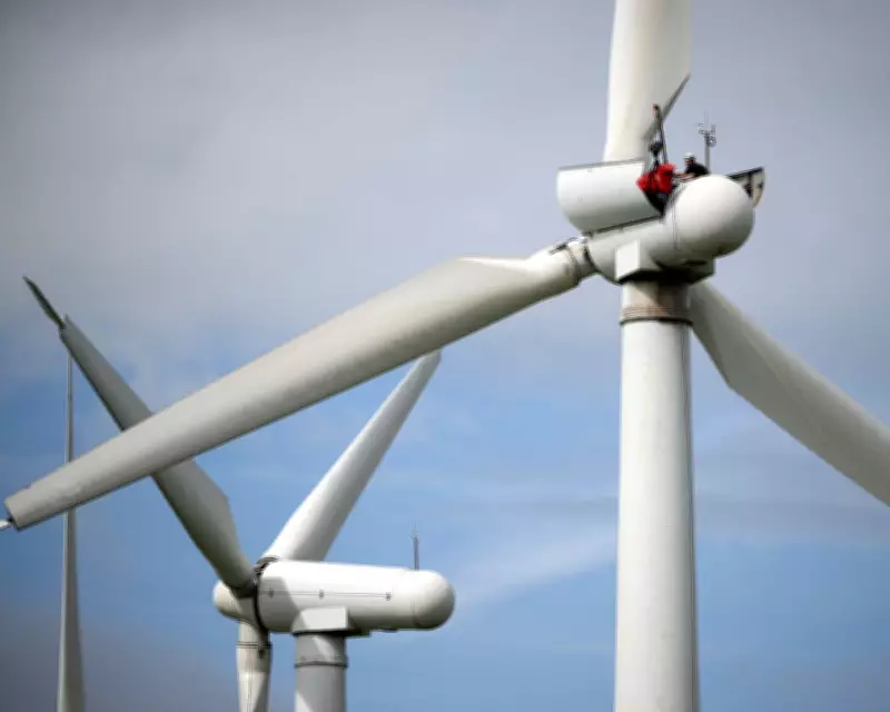 UK Onshore Wind Farms Secure New Green Energy Contracts