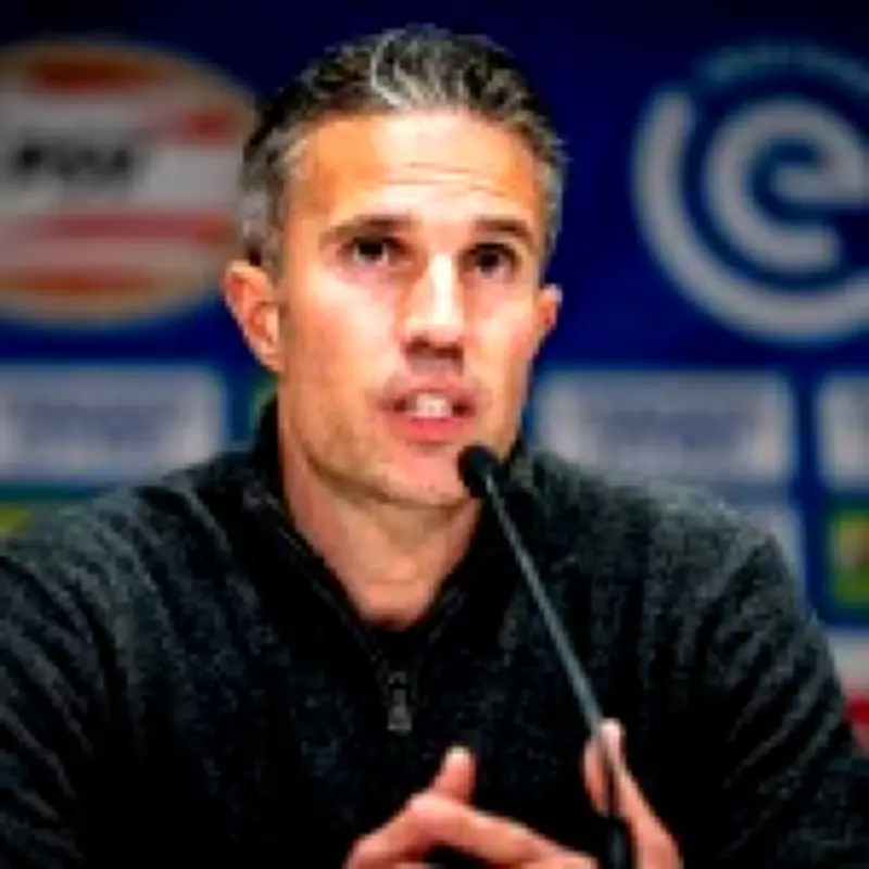 Van Persie Remains Coy on Feyenoord's Interest in Lingard Amid Pressure