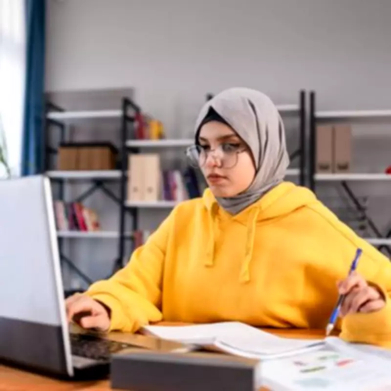 Workplace Rights for UK Muslims During Ramadan 2026: Flexible Working Explained