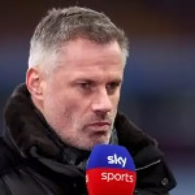 Carragher: Arsenal's Title Hinge on Saka and Odegaard's Stagnation