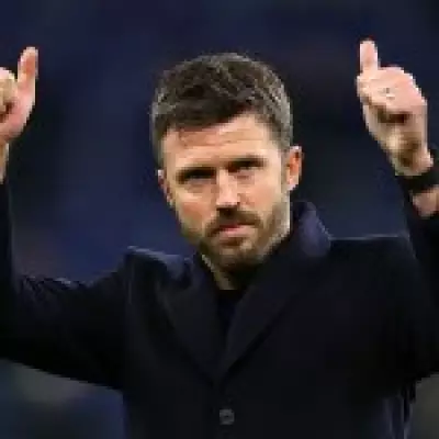 Man Utd Legend Bruce Warns Carrick of Striker Selection 'Conundrum'