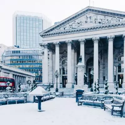 Met Office Forecasts Unsettled Week with Snow Risk for London on Wednesday