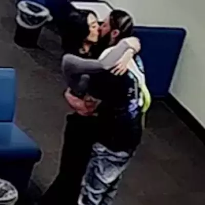 Probation Officer Jailed for Prison Romance with Convicted Murderer