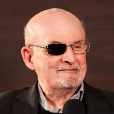 Salman Rushdie Leads Protest Over Barbican Arts Director's Sudden Departure