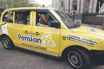 Women in Their 40s Drive Record Pension Contributions in January 2026