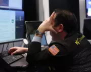 AI Doomsday Report Sparks Market Panic as Dow Plummets Over 800 Points