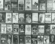 America's Mass-Market Paperback Era Ends as Digital Reading Takes Over