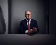 Australian PM Albanese Calls Prince Andrew's Arrest 'Extraordinary Fall from Grace'