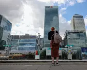 Bank Chairs Retreat from Climate Pledges Amid Shareholder Pressure