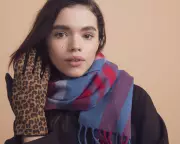 Brighten Winter Gloom with Personality-Driven Accessories, Fashion Expert Suggests