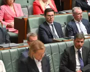 Coalition in Crisis: Liberals and Nationals Sit Separately as Opposition Shrinks