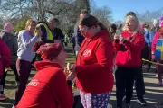 Couple's Parkrun Proposal Stuns 2,300 Runners on Valentine's Day in London