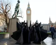 Extinction Rebellion Claims FBI Investigation Amid Trump Administration Pressure