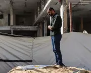 Gaza's Ramadan: Finding Hope Amid Ruin Through Shared Meals and Defiant Faith