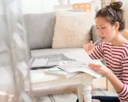 Gen Z's Financial Stress: A Deep Dive into US Economic Pressures