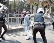 Global Snapshot: From Snoop Dogg Curling to Protester Clashes