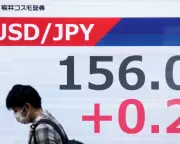 Global Stocks Hit Record Highs as BP Profits Fall 16% in 2025