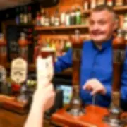 Herefordshire Pub Offers 5% Cash Discount to Combat Card Fees