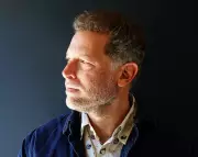 Homeschooled Memoir Reveals Mother's Unraveling Through Child's Eyes