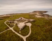 Ian McGuire's White River Crossing: A Doomed Gold Hunt Fuelled by Colonial Greed