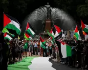 Israeli President Herzog Defends Right to Protest Amidst Political Tensions