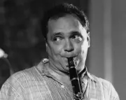 Ken Peplowski, Master Clarinetist and Swing Icon, Dies at 66