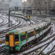 London Braces for Weekend Snow as Met Office Issues Yellow Ice Warning