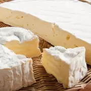 London Pub Serves £2.75 Tesco Camembert for £18.50, Sparking Outrage