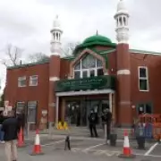 Man Arrested Following Axe Incident at Manchester Mosque During Ramadan Prayers