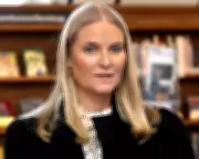 Norwegian Crown Princess Mette-Marit Apologises for Epstein Contact