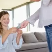 Parenting Dilemma: How Excessive Pocket Money Creates Financial Illiteracy in Children