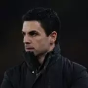 Ray Parlour Predicts Eze to Start Over Odegaard in Arsenal vs Chelsea Clash