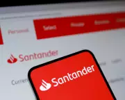 Santander UK Criticises FCA Over £461m Motor Finance Scandal Bill Amid US Bank Acquisition