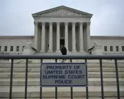 Supreme Court Strikes Down Trump's Tariffs as Unconstitutional Overreach