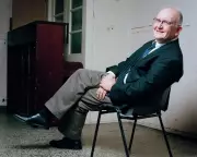 Tony-Winning Director Warns Overuse of Theatre Trigger Warnings Risks 'Mollycoddling' Audiences