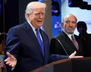 Trump Lashes Out at Supreme Court After Tariff Defeat, Imposes New Global Duty