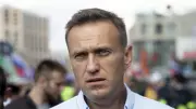 UK Accuses Kremlin of Navalny Poisoning with Dart Frog Toxin at Munich Conference