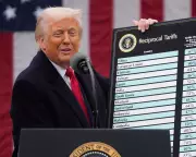 UK and EU Assess Impact of US Supreme Court Ruling Against Trump Tariffs