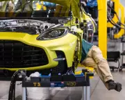 UK Manufacturing Sector Struggles with Weak Demand and Rising Costs